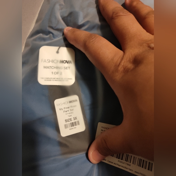 Fashion Nova "My Final Rose Pant Set" (Teal) - Picture 6 of 7